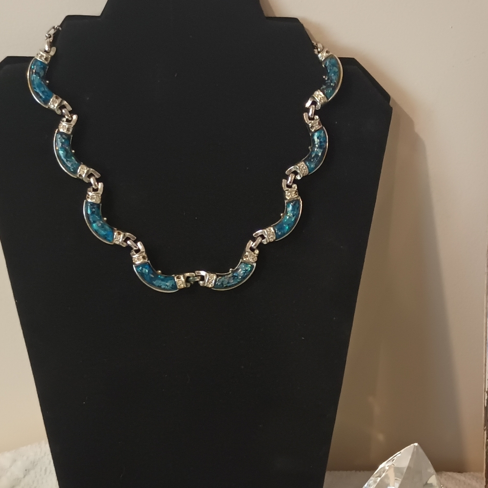 VINTAGE Coro 1950's Rhinestone Thermoset Lucite Necklace 16" Inches Long - Picture 6 of 15